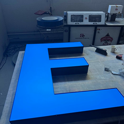 Professional commercial sign mounting and installation services in Utah